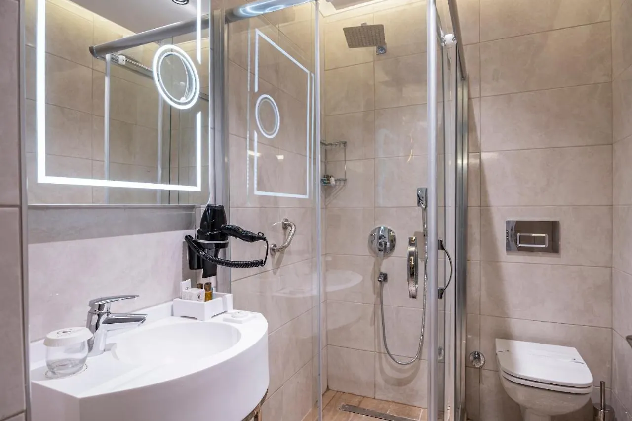 Pera Luna Premium Hotel Istanbul