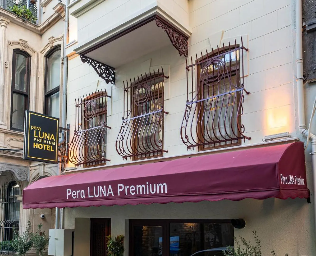 Pera Luna Premium Hotel Istanbul 0*,