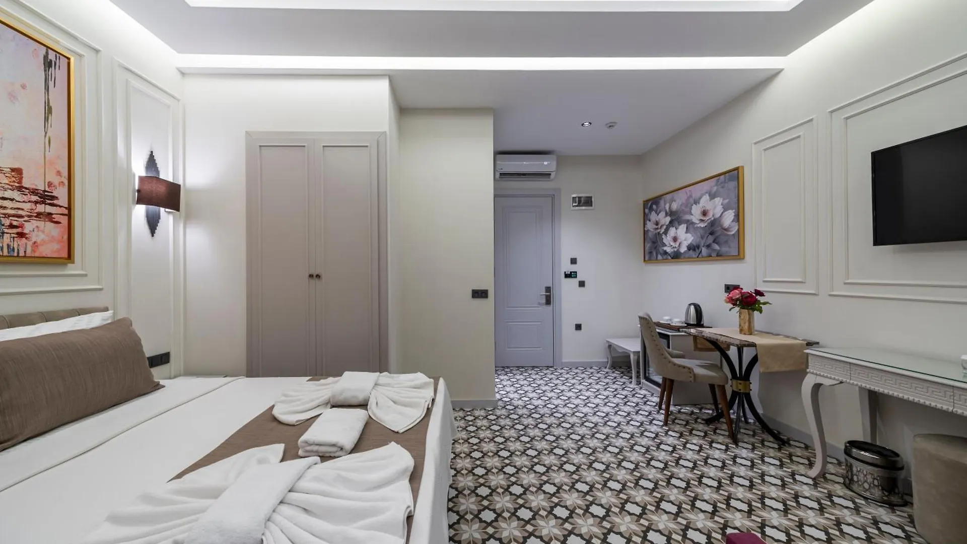 Pera Luna Premium Hotel Istanbul